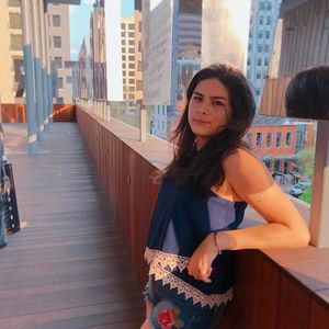 Meet your Posher, Alejandra